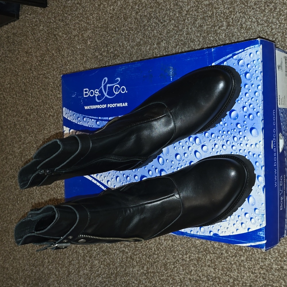 Bos. & Co. Women's boots leather color black size 9.5